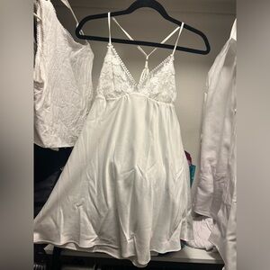 Flora Nikrooz Kylie Chemise Slip & Robe